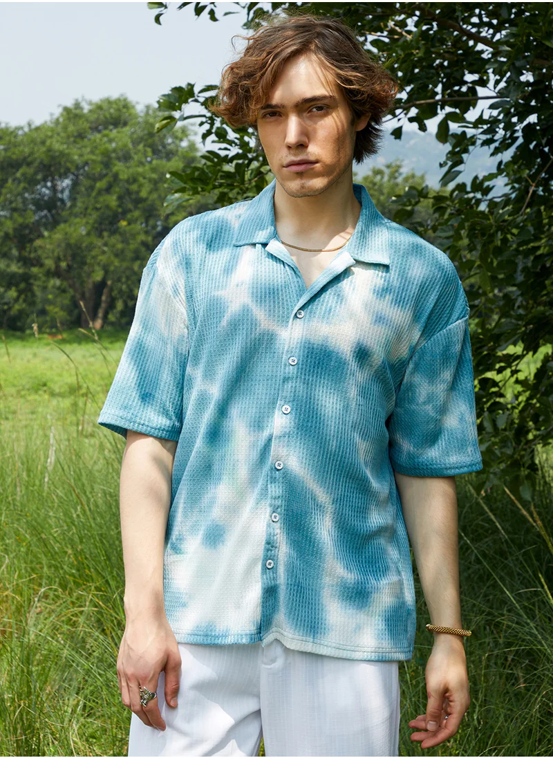 Campus Sutra Men's Daisy White & Sky Blue Tie-Dye Waffle Oversized Shirt