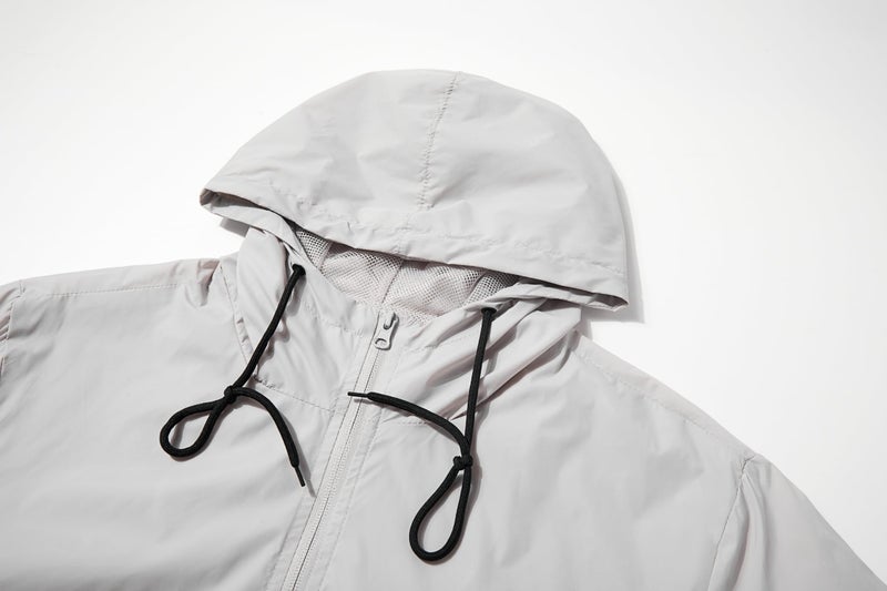 XiaoYouYu Men's Lightweight Windbreaker Jackets Outdoor Hooded Pocket Raincoat Jacket (Light Grey, Medium) - Image 4