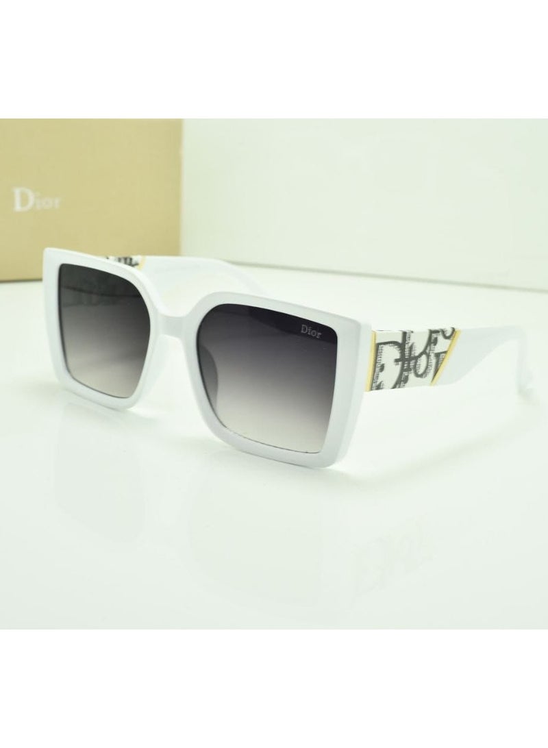 ديور نضارة شمس حريمي بالعلبه والجراب والمنديل