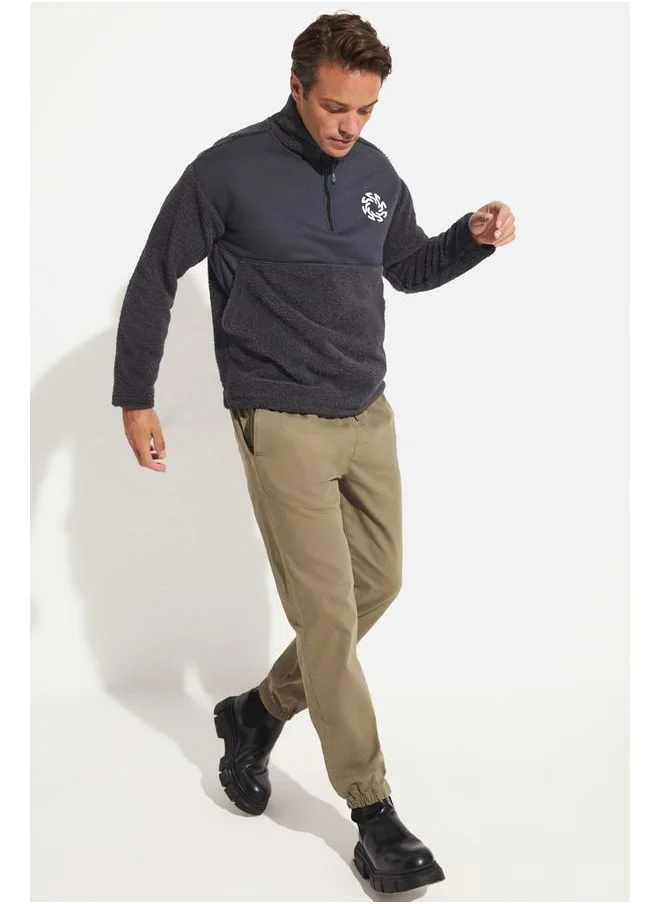 جون June Men Regular Fit Jogger Trouser Khaki