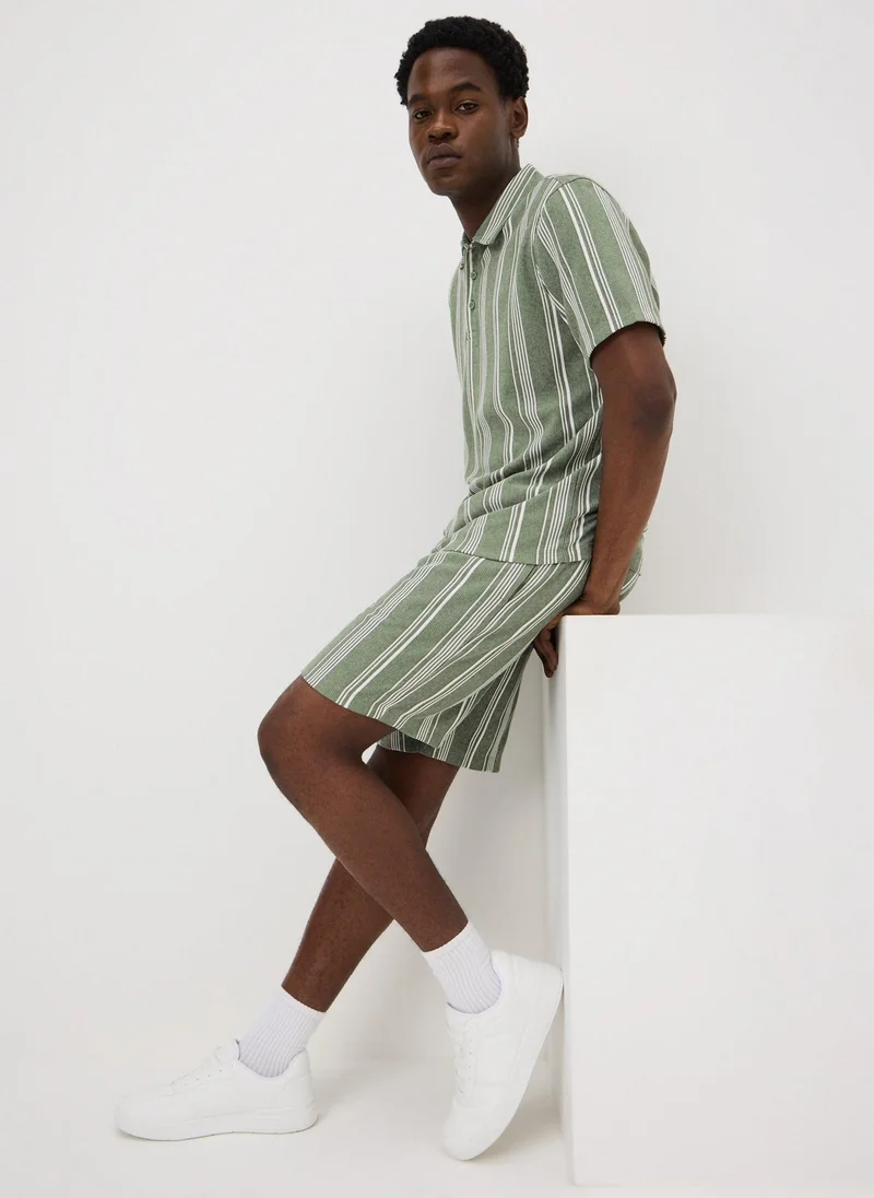 ماتلان Iceberg Green Vertical Stripe Co Ord Shorts