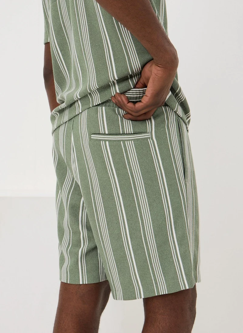 ماتلان Iceberg Green Vertical Stripe Co Ord Shorts