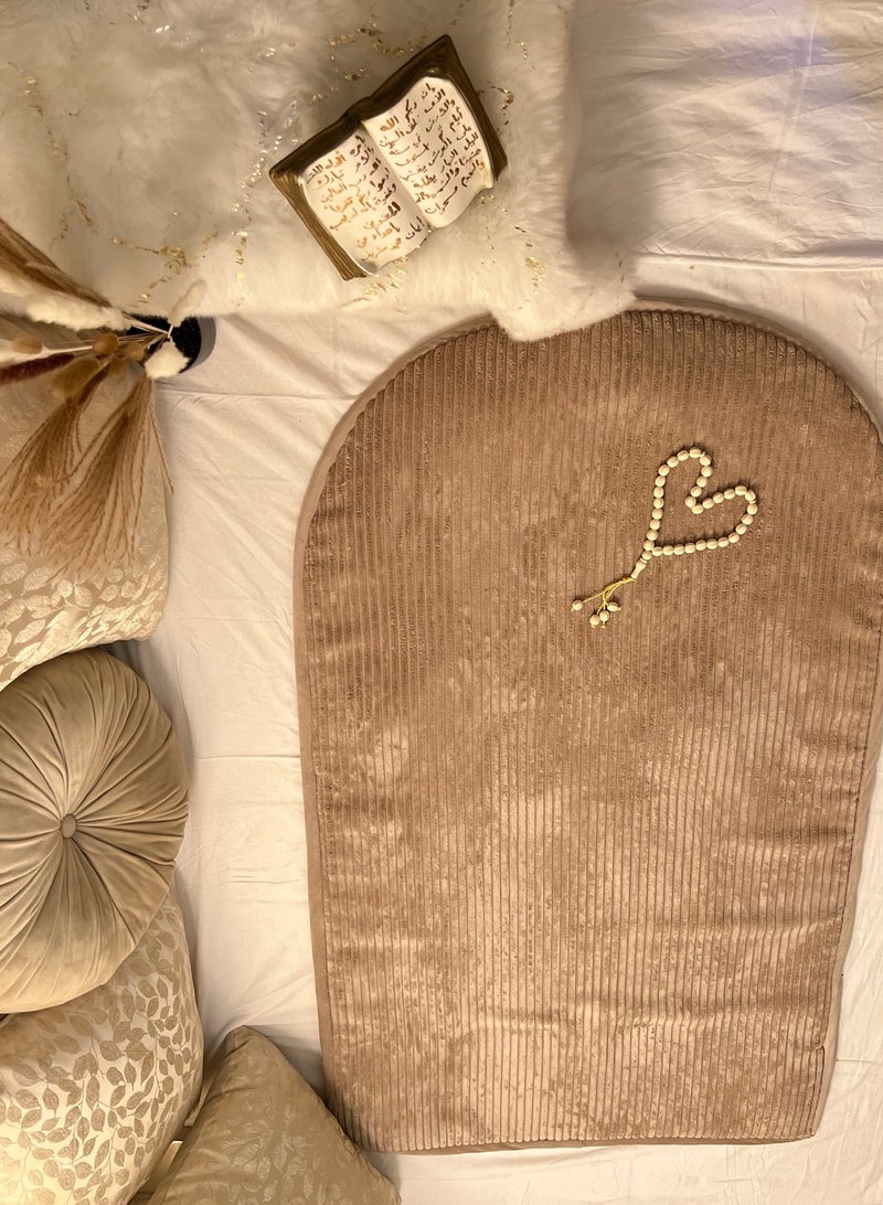Al Waha anabia plush prayer mat  - Image 1