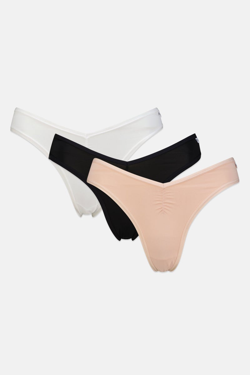 BCBG سراويل داخلية عالية القطع للنساء 3 قطع بشعار العلامة التجارية، متعددة الألوان - Image 1