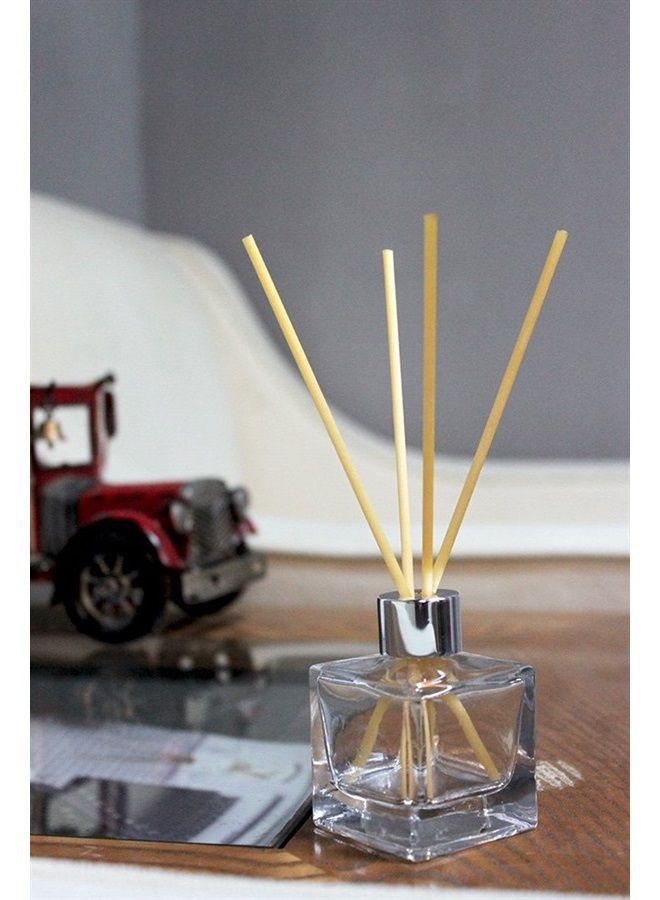 Feel Fragrance زجاجات موزع عطر مع أغطية فضية - مجموعة زجاجات موزع قابلة لإعادة التعبئة من 4 - ارتفاع 2.5 بوصة، 50 مل 1.7 أونصة سائلة. شكل مربع صغير، برطمانات موزع لعطر المنزل. - Image 2