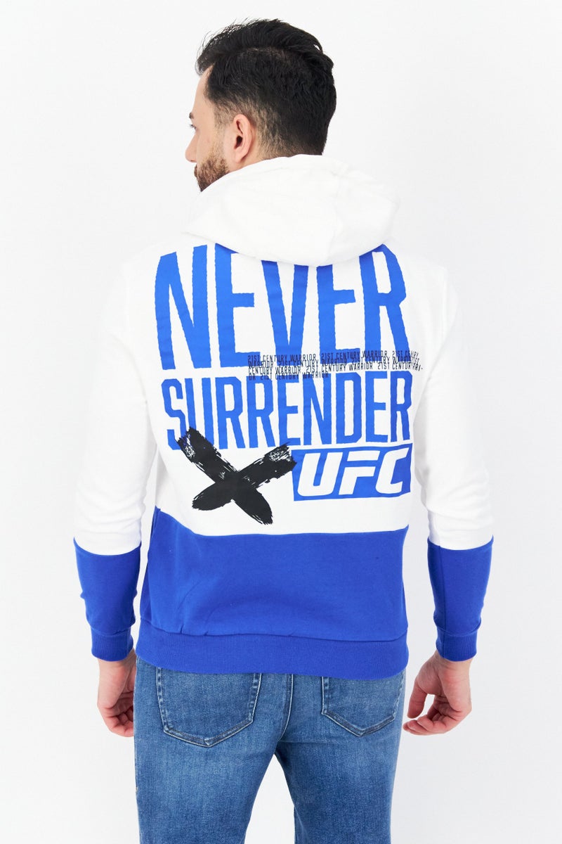 Ufc سويت شيرت طويل الأكمام بغطاء رأس للرجال بشعار العلامة التجارية، أبيض - Image 4