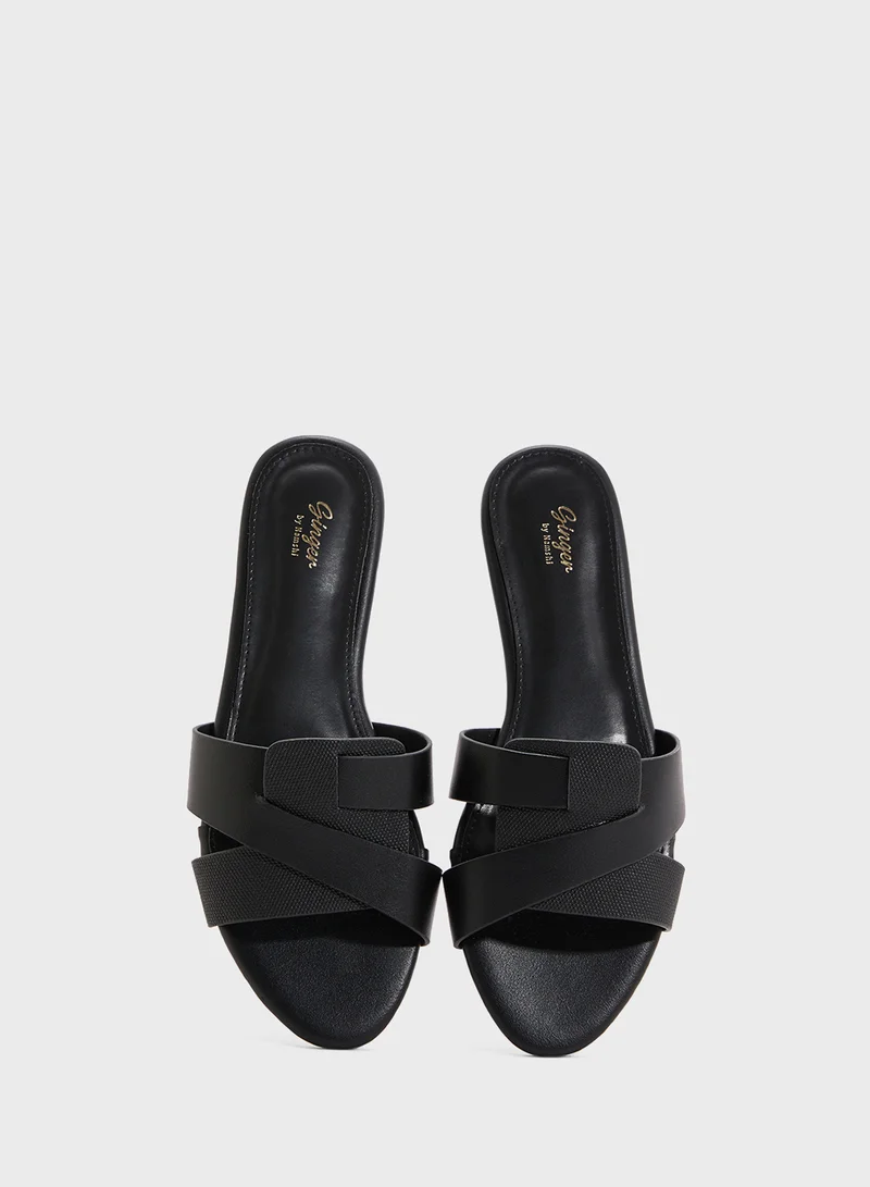 Ginger Crossover Strap Sandal
