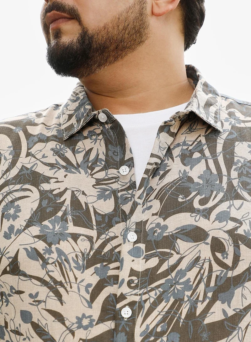 Instafab Plus  Instafab Plus Men Floral-Block Jacquard Shirt | Spread Collar , Long Cuffed Sleeves | Button Closure , Curved Hem | Floral Print Jacquard | Woven Fabric For Casual & Daily Wear | Ash Grey for Men | Best Price UAE