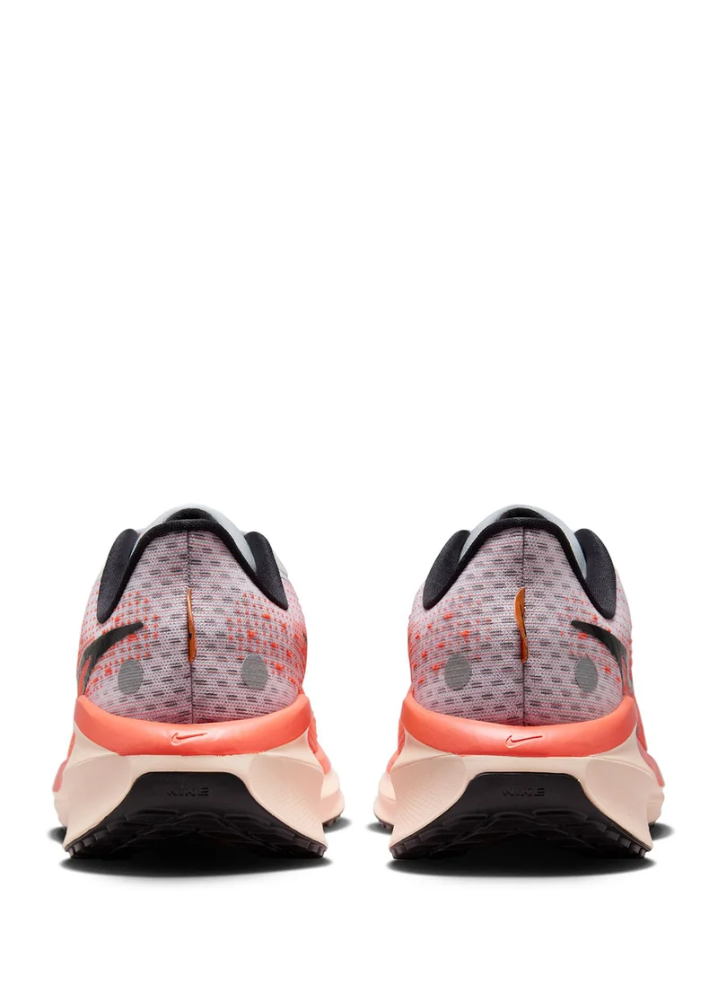 Nike Vomero 17