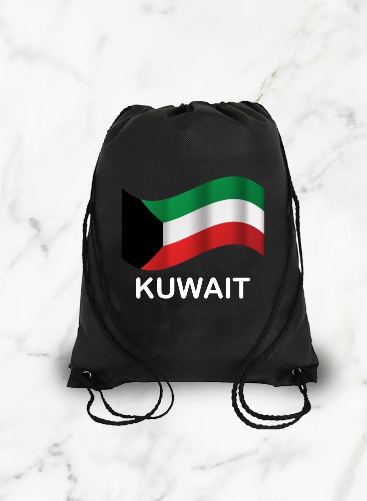 برينت شوب فور مي حقيبة رياضية لليوم الوطني الكويتي - احتفل بأناقة مع هذه الحقيبة الرياضية ذات الرباط - مثالية للصالة الرياضية والسفر - Image 2
