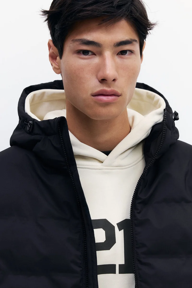 اتش اند ام جاكيت منفوخ مقاوم للماء بقصة عادية