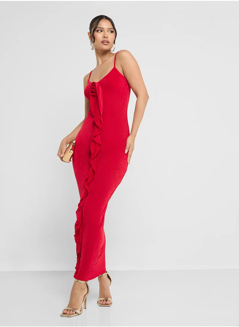 جينجر Crosage & Frill Detail Slip Dress