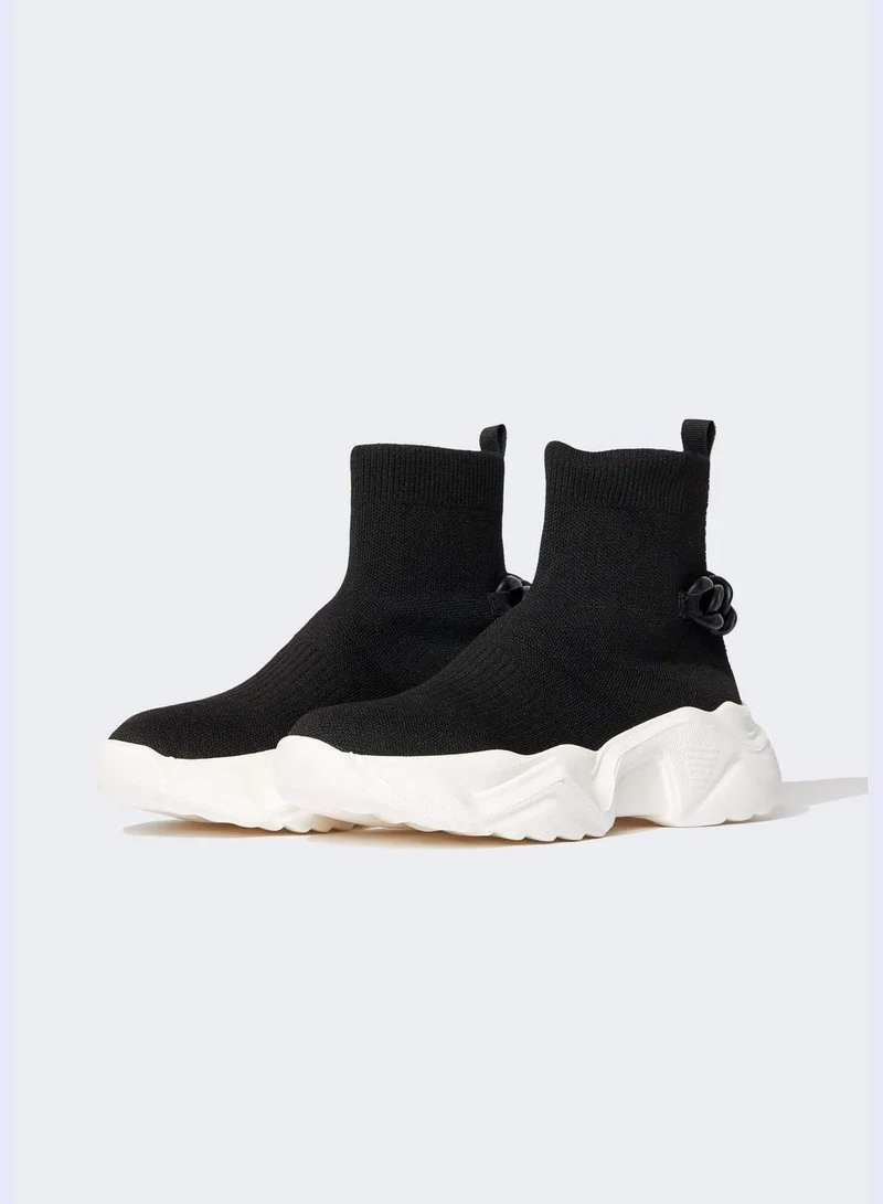 DeFacto Chain Detailed Sneakers