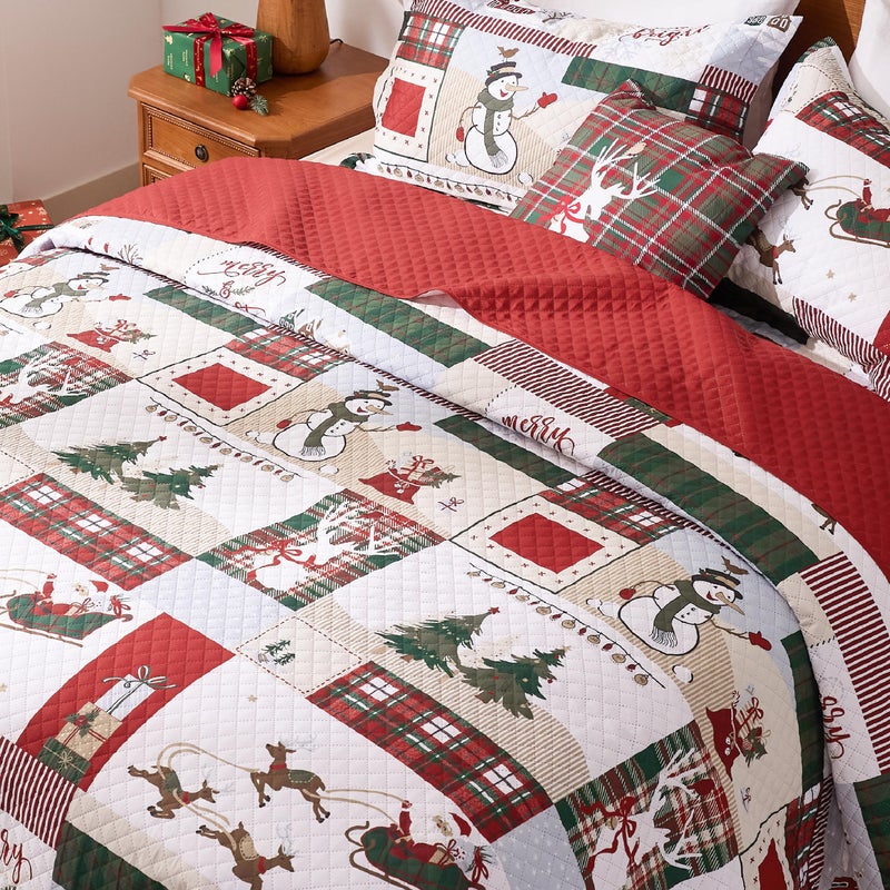 PPOLCA Christmas King Quilt Bedding Set, Snowman Printed Lightweight Reversible Bedspread Coverlet, 3-Piece Bed Cover Quilt with 2 Pillow Shams for All Season, Red - Image 4