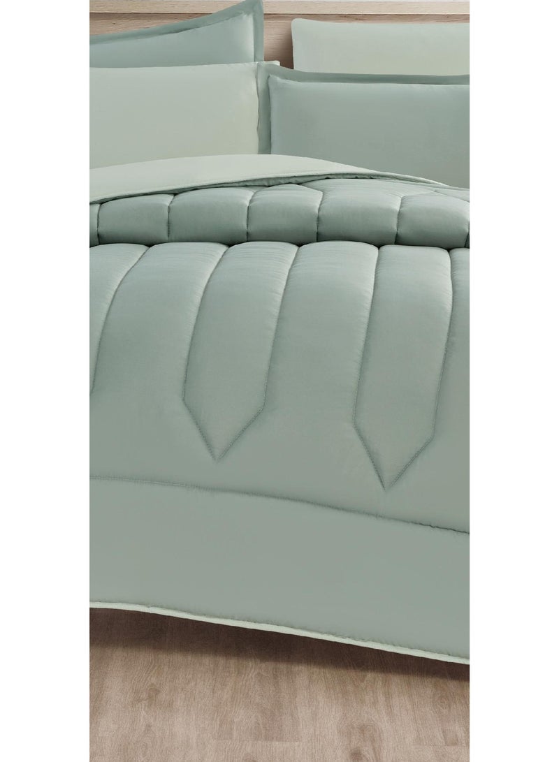 مارك مفرش نفرين ذو طابع وجهين فخم ملكي من خامه المايكروفايبر مقاس 1- لحاف :220*240 سم ، 1- شرشف : 200*200 سم، 2- بيت مخدة : 50 *75سم، 2-خدادية : 45 * 45 سم. - Image 3