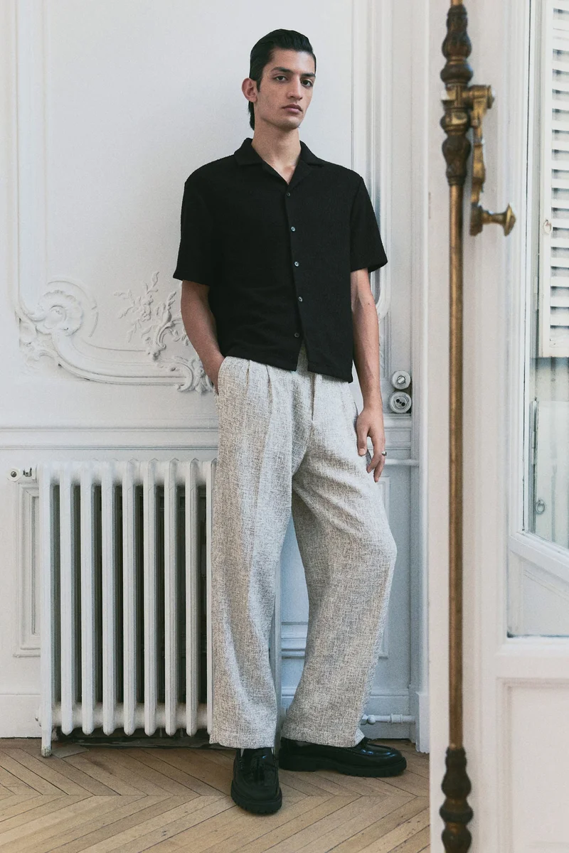 H&M Regular Fit Textured resort shirt