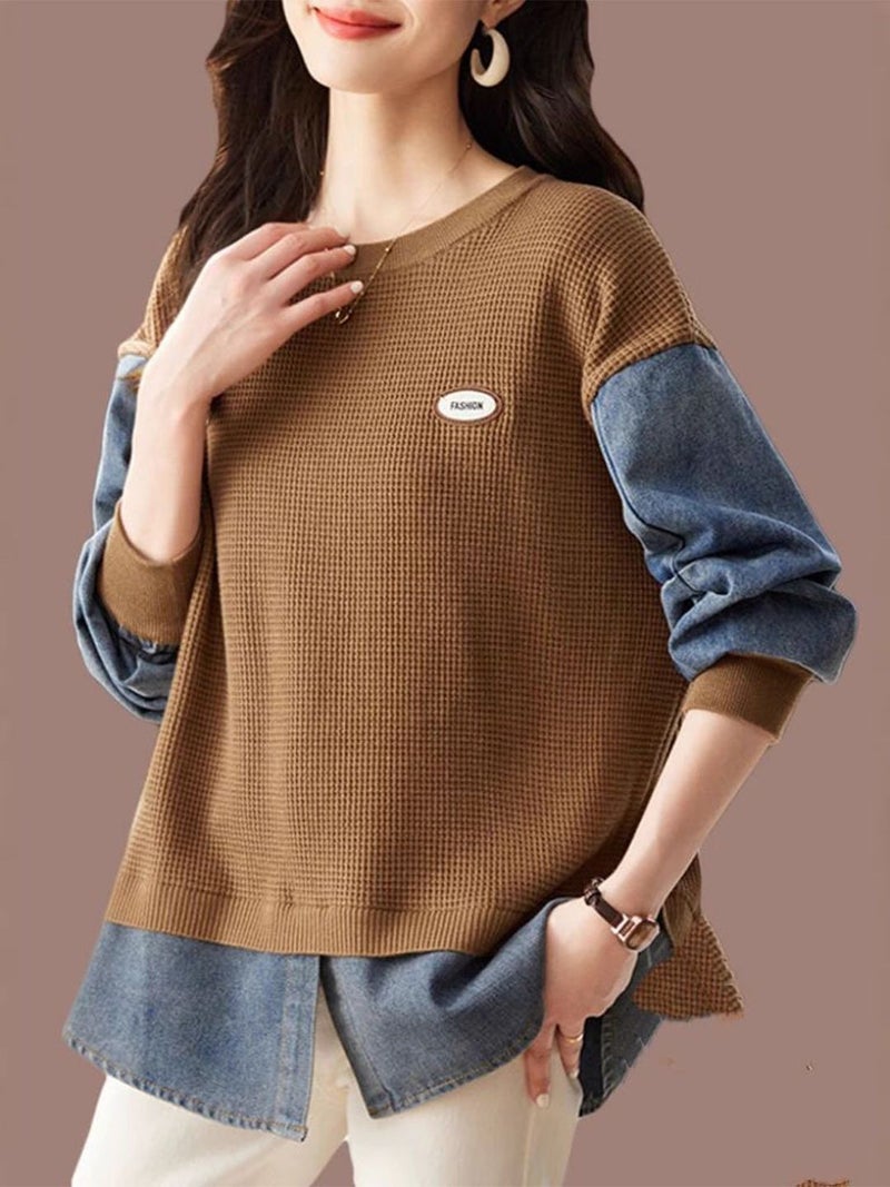 YUNIQEE سويت شيرت بني دائري العنق - Image 1