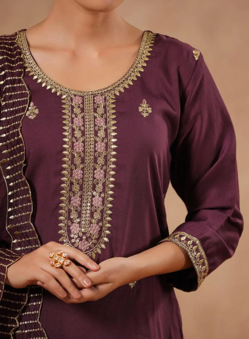 آي شين Women's Ethnic Wear POLY SILK Purple STRAIGHT Kurta Set w Dupatta