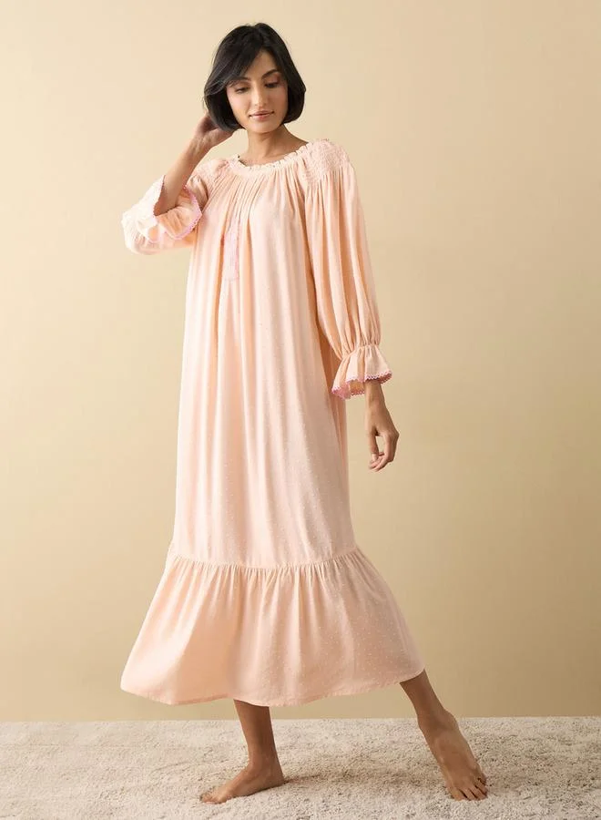 سبلاش فيڤ قميص نوم مطرز بحافة مكشكشة