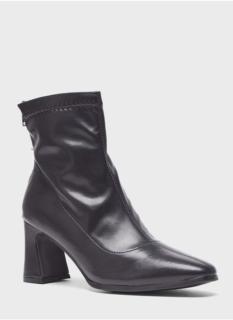 shoexpress - Pointed Toe Ankle Boots - Image 1