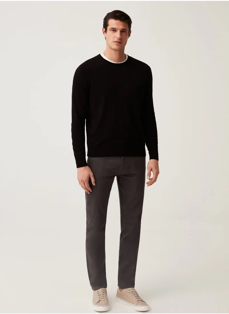 او في اس MEN'S TROUSERS