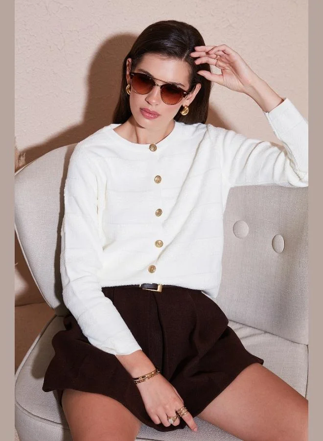 Lela Lela Premium Regular Fit Crew Neck Buttoned Textured Knitwear Cardigan Women's CARDIGAN 680HI00337