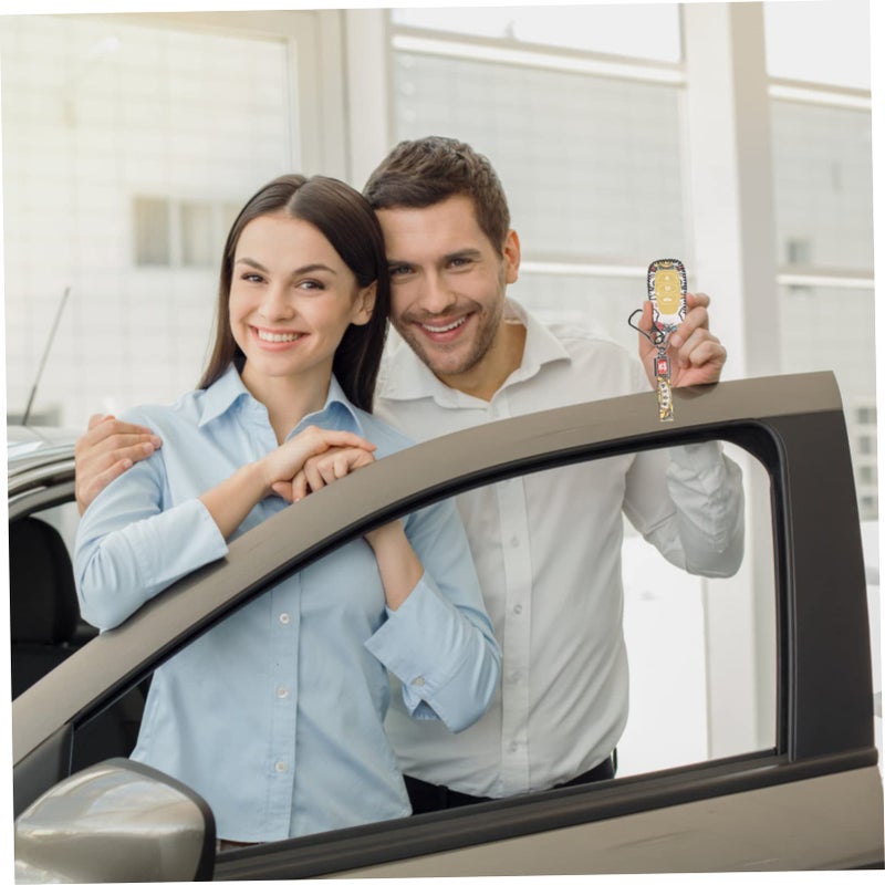 Magnetic Car Key Holder Case With Comfortable Grip And Stitching Design - Image 4