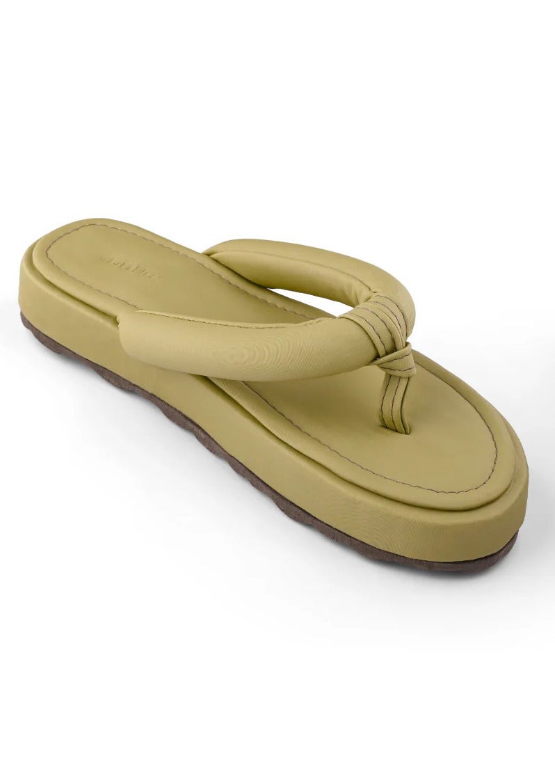 كاتي كيتي بلايا شبشب أخضر – صيفي وعصري وسهل اللبس - Image 2