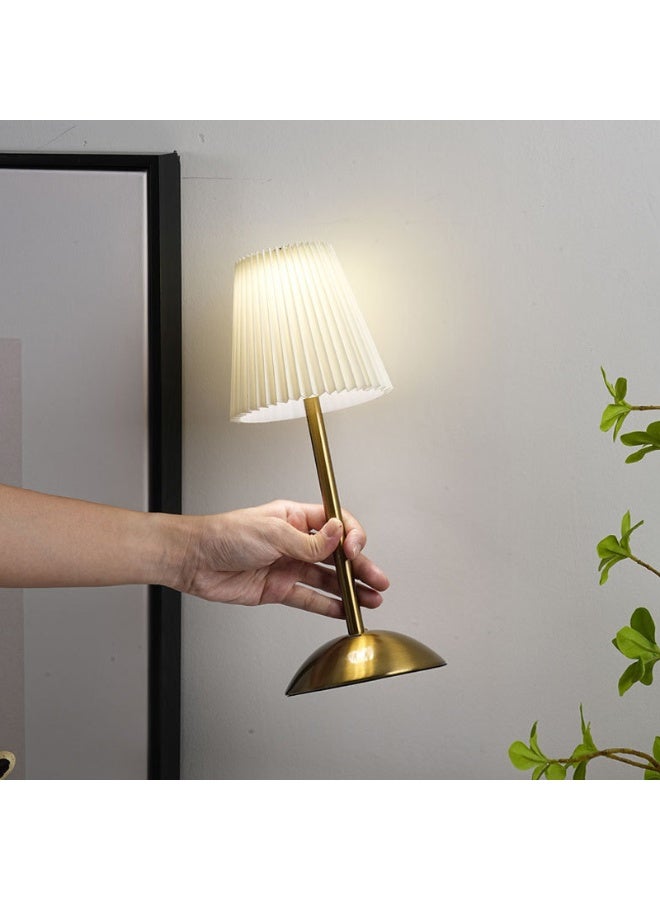 مصباح بجانب السرير من القماش المطوي على الطراز الريفي - التحكم باللمس، نمط بسيط، ثلاثة مستويات سطوع، قابل لإعادة الشحن، مناسب لغرفة النوم، غرفة الأطفال، غرفة المعيشة، إلخ. - Image 3