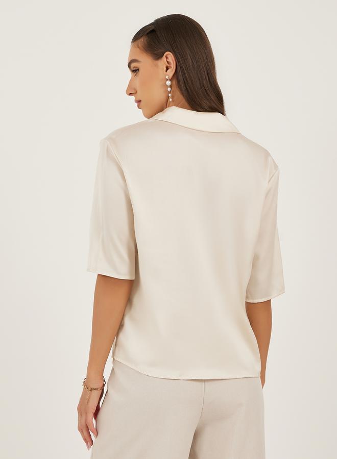 Styli Solid Notch Lapel Boxy Shirt  - Image 4
