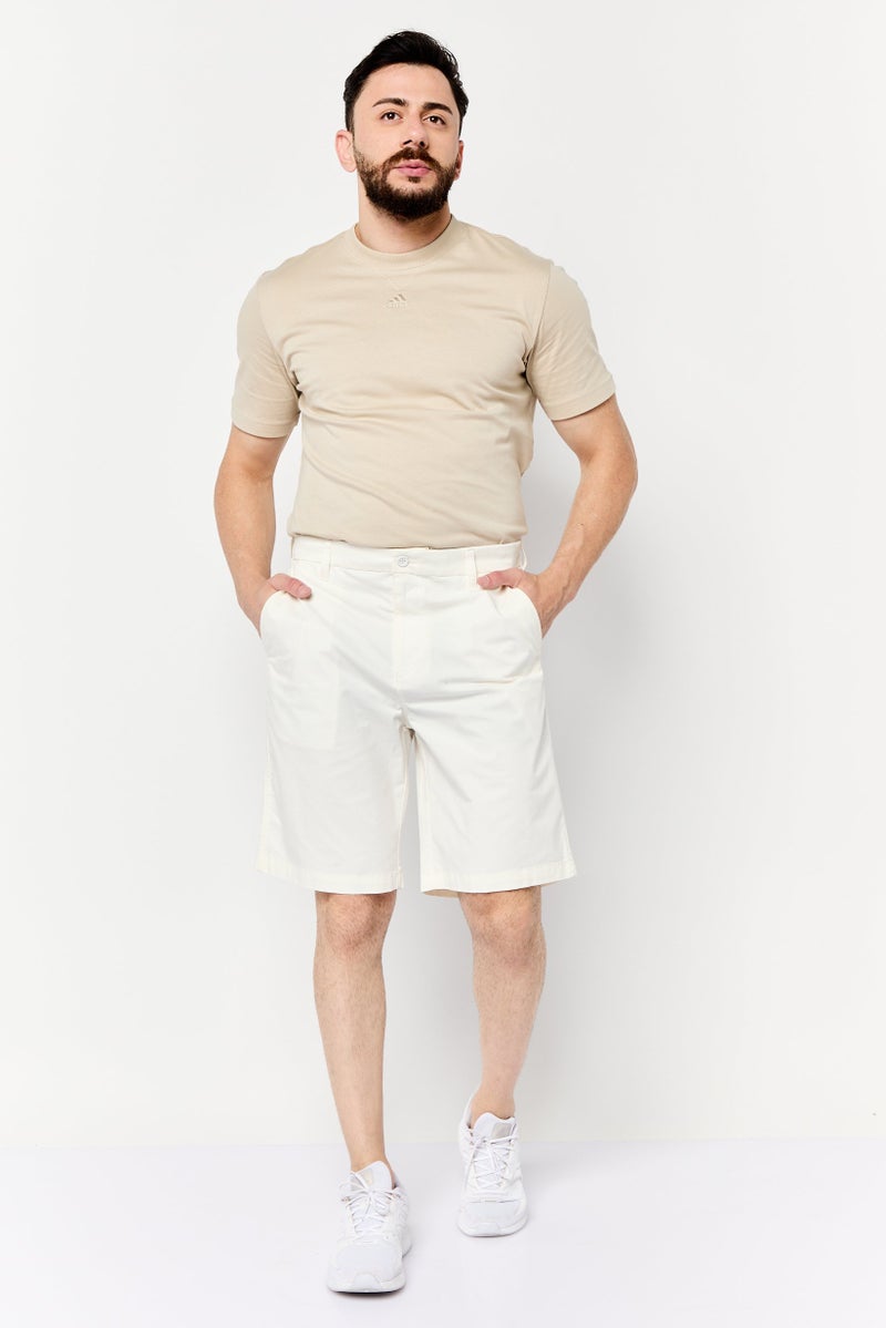 DOCKERS شورتات تشينو صلبة للرجال، أبيض فاتح - Image 2