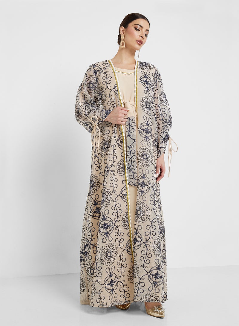 خزانة عباية مطرزة مع بطانة داخلية - Image 5