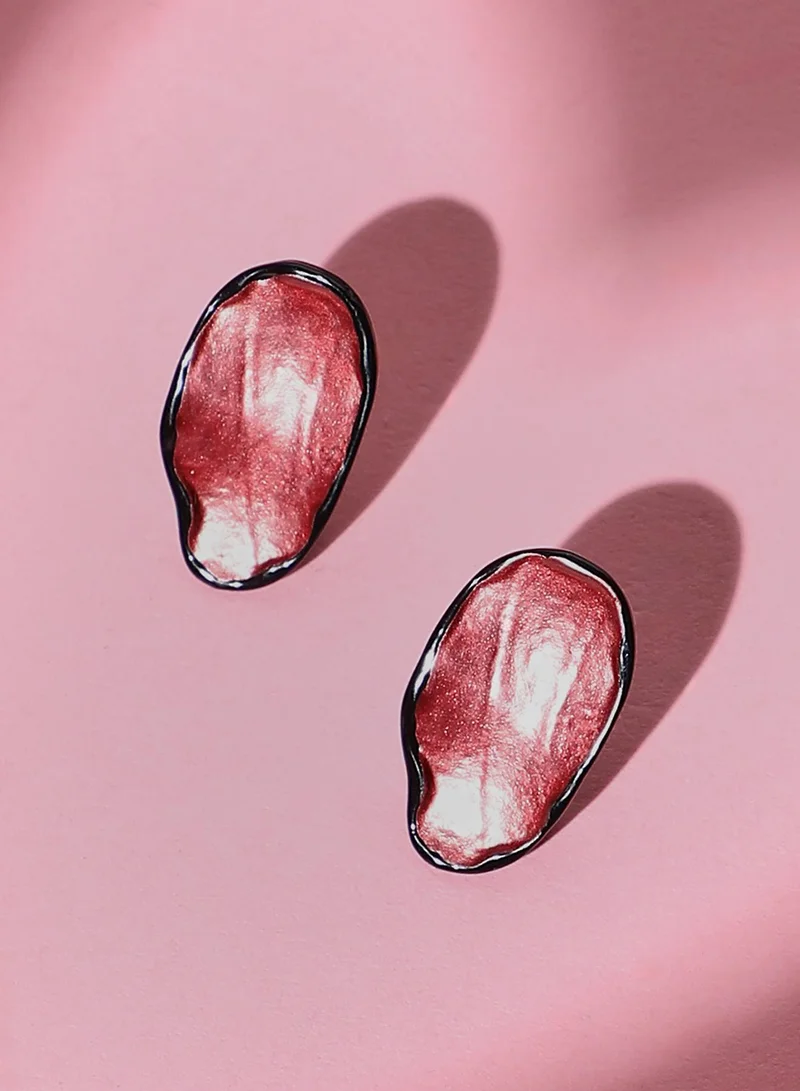 سوهي أقراط مسمار بيضاوية مطرقة للنساء بلون أحمر محروق من خليط معدني بإغلاق ضاغط للاستخدام اليومي والكاجوال