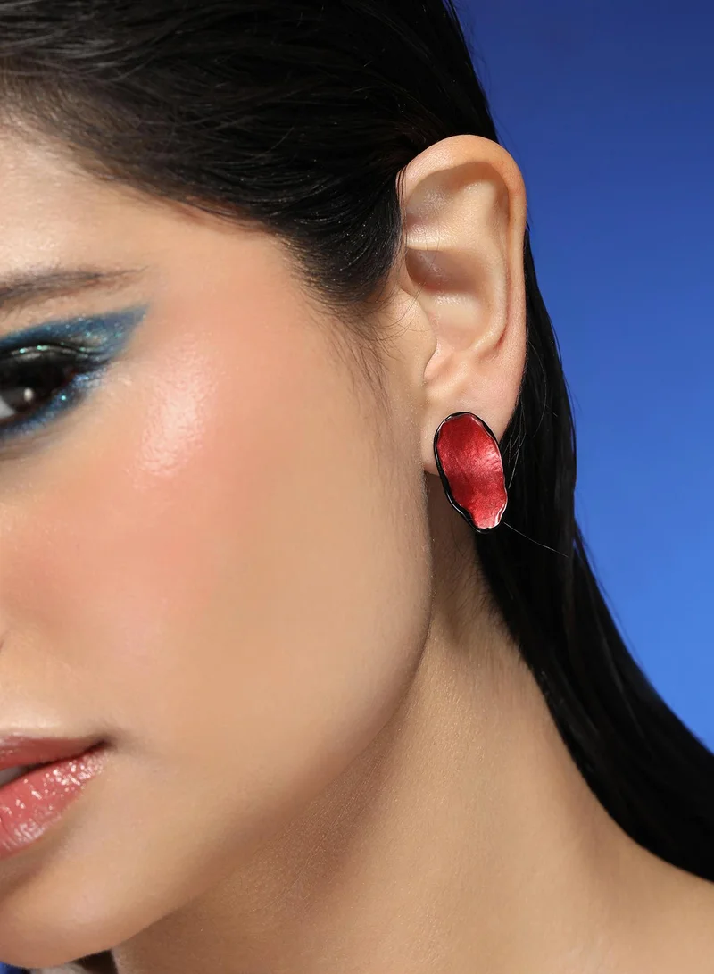 سوهي أقراط مسمار بيضاوية مطرقة للنساء بلون أحمر محروق من خليط معدني بإغلاق ضاغط للاستخدام اليومي والكاجوال