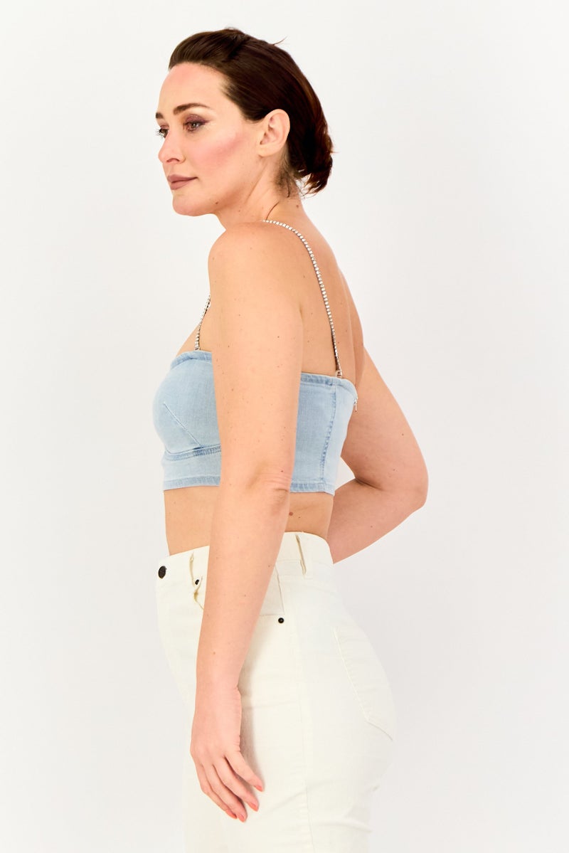 Bershka بلوزة نسائية بدون أكمام بتفاصيل مزخرفة، لون أزرق مغسول - Image 2