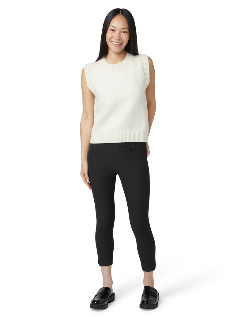 HUE Women's Essential Denim Capri Leggings with Pockets and Side Slits, Comfortable Pull On Pants, Black, 2X - Image 5