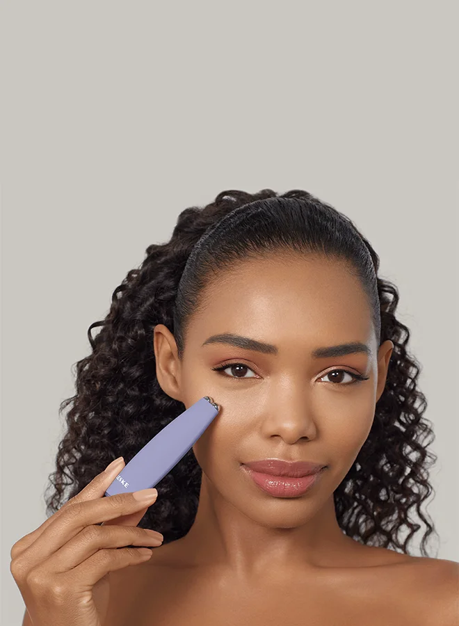 جيسكي SmartAppGuided MicroCurrent Face-Lift Pen | 6 في 1 | جهاز مكافحة الشيخوخة | رفع الوجه الفوري | أداة العناية بالبشرة | إزالة التجاعيد لبشرة متينة وشابة | جهاز تنعيم متقدم للوجه - بنفسجي