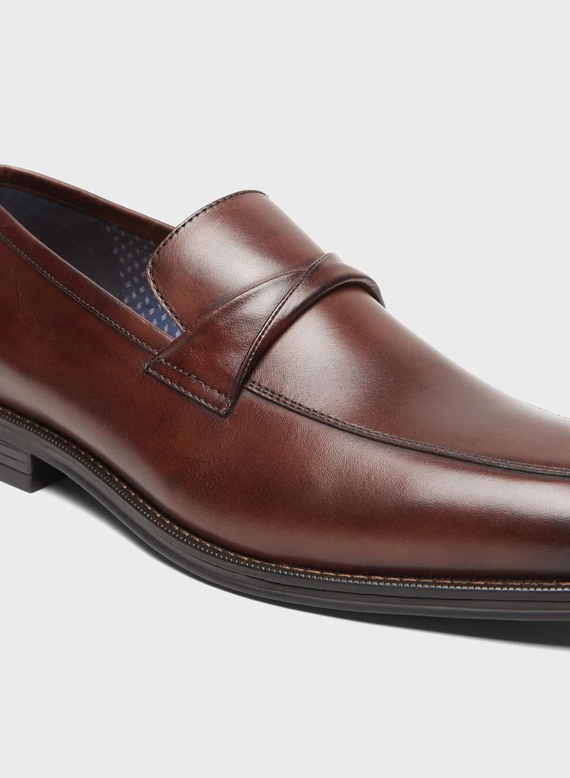 دوتشيني Formal Slip On Shoes