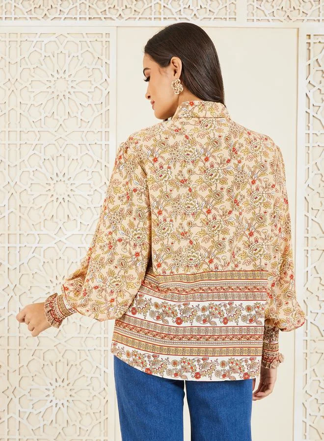 Styli Regular Fit Floral Print Curved Hem Shirt