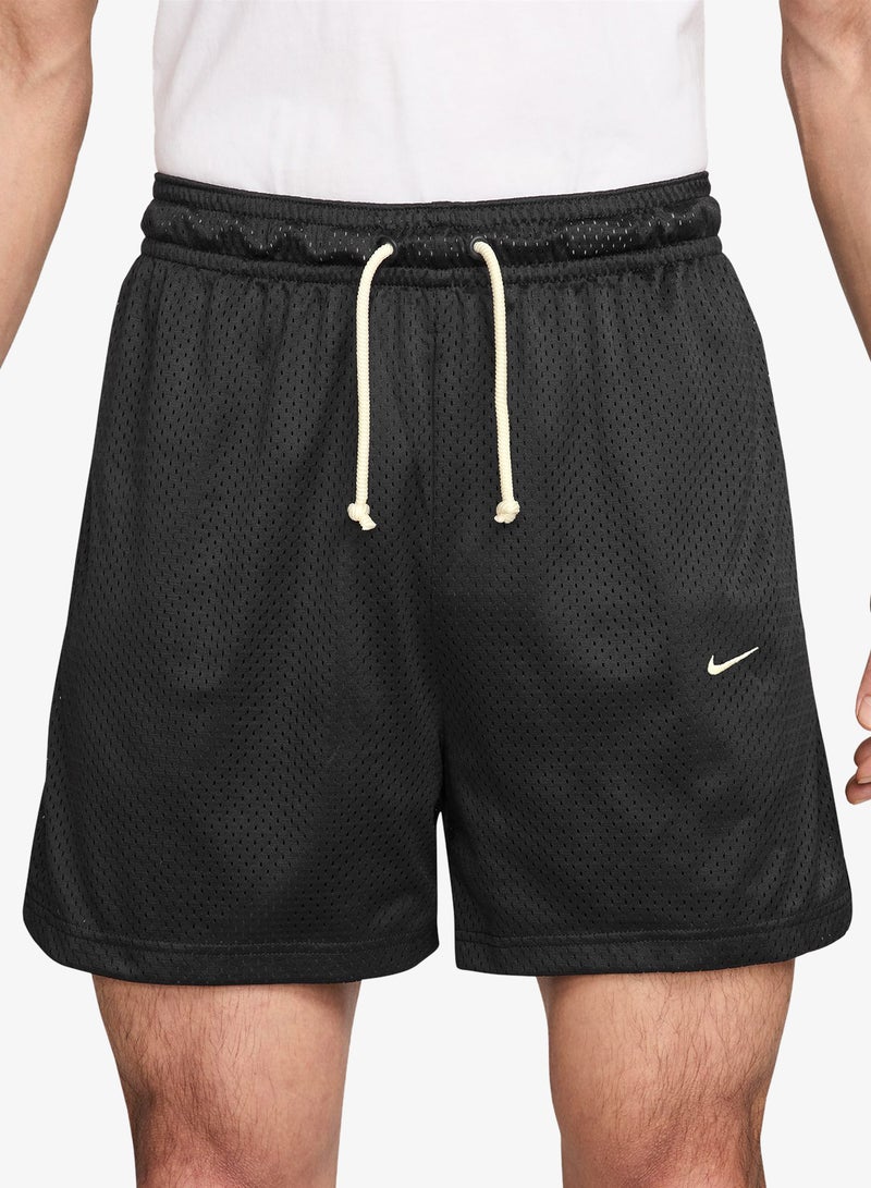 نايكي شورت تدريب شبكي مقاس  بوصات بتقنية دراي-فِت - Image 1
