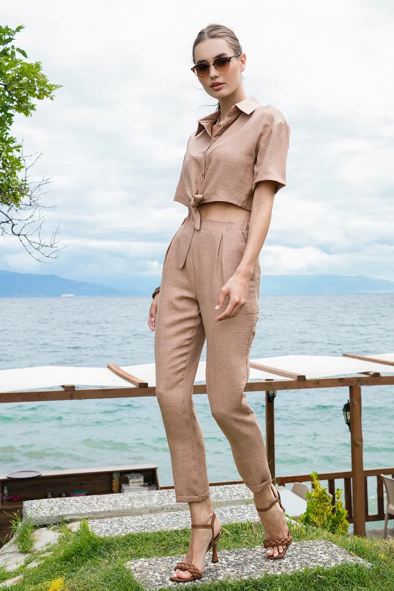 ليلا Linen Look Tie-Up Short Sleeve Crop Shirt Women's Shirt 611AU007