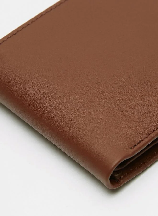 Duchini Solid Bi-Fold Wallet