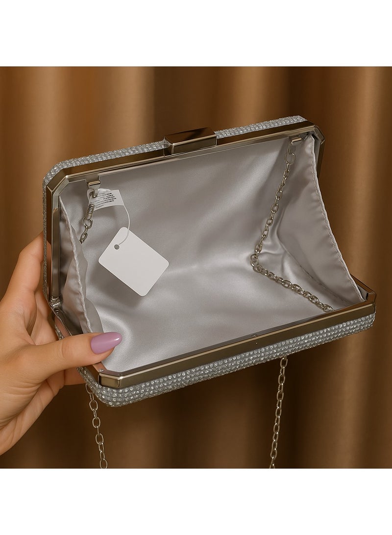 Elegant Matte Silver Clutch – Soft Sparkle Texture – European Made & Imported – Ideal for Formal Evenings - Image 2