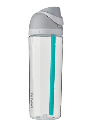 FreeSip Tritan Water Bottle (739 ml) - pzsku/ZFAE785354AF6C27ECF66Z/45/_/1701263152/6e1c7e36-389b-4624-81c0-0ab0bbad3cb5