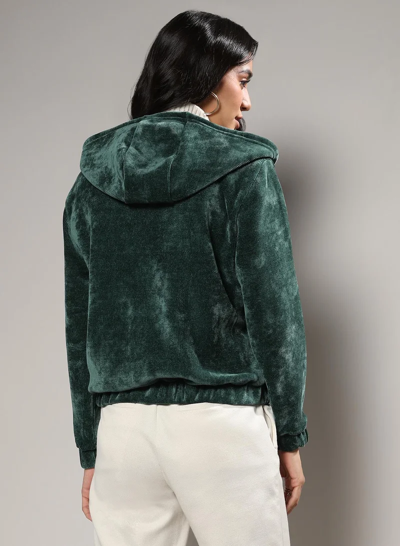 Campus Sutra Women's Forest Green Zip-Front Fleece Hoodie