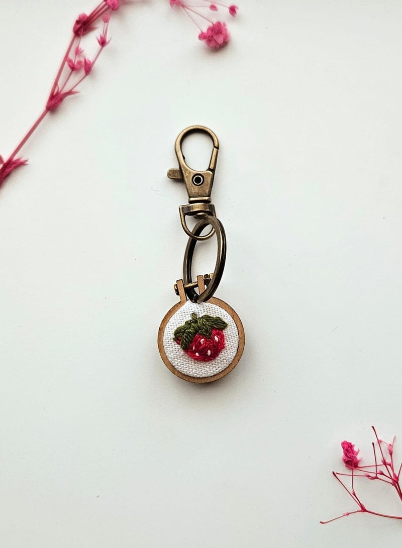 el7la.store Hand embroidered keychain - Image 1