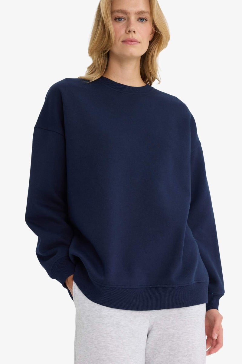 DeFacto Oversize Crew Neck Basic Thick Sweatshirt - Image 1