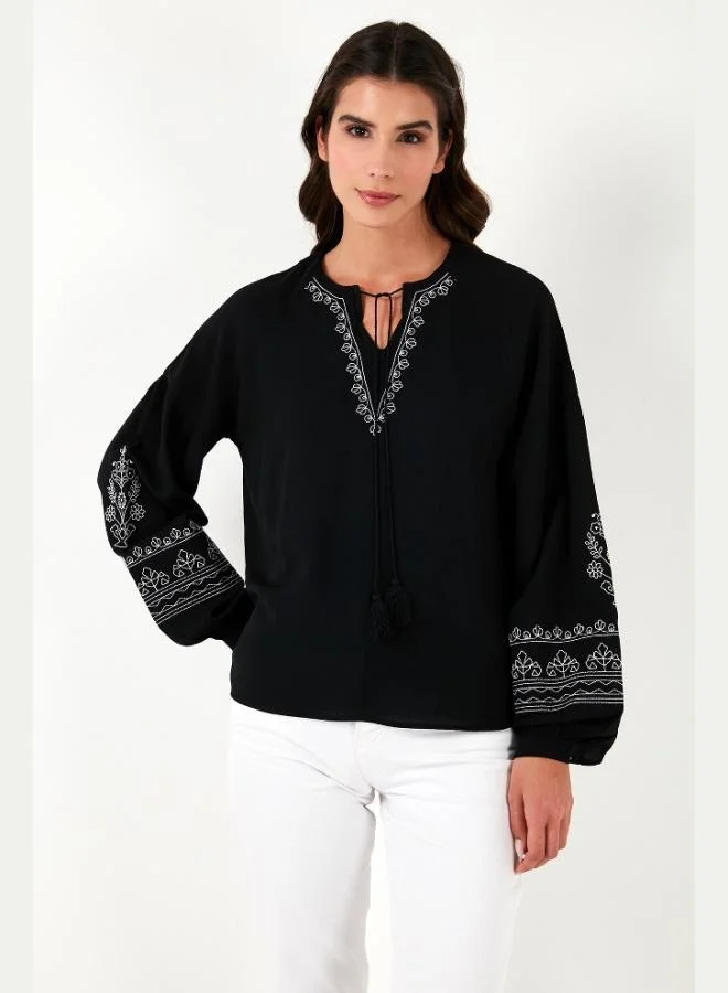 Lela Lela Collar Tied Sleeves Embroidered V Neck Regular Fit Blouse Women's BLOUSE 611BZ0368