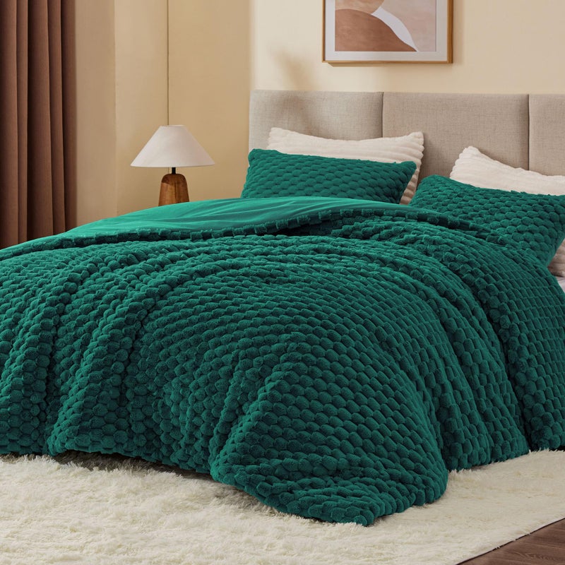 BEDELITE Fluffy Twin Comforter Set - Dark Green Fleece Soft Comforter for Twin Size Bed  Luxury Warm Bedding Set for Winter  Fuzzy Bed Set 2 Pieces (1 Comforter  1 Pillowcase) - Image 2