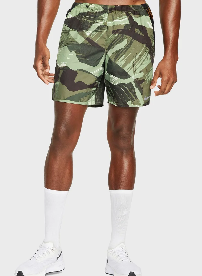 Nike 7" Dri-Fit Challenger Shorts